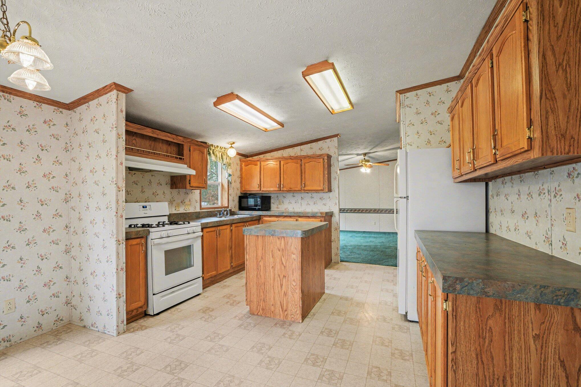 23841 Jefferson Center Street Cassopolis MI 49031