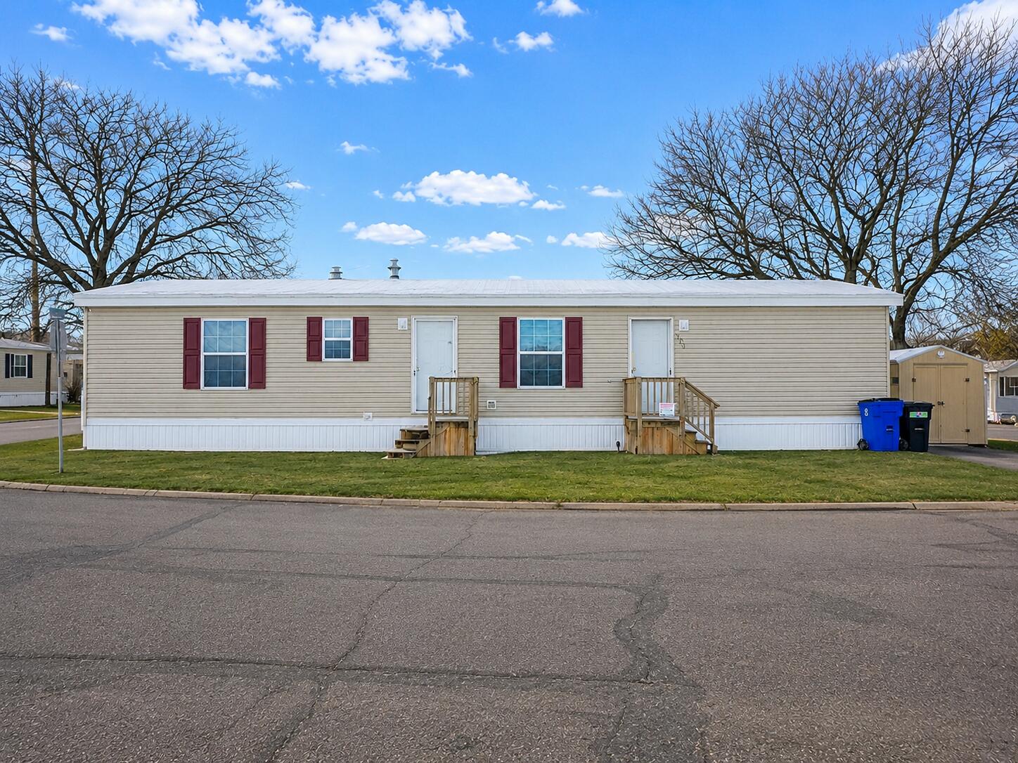 1906 Hawk Drive Kalamazoo MI 49008