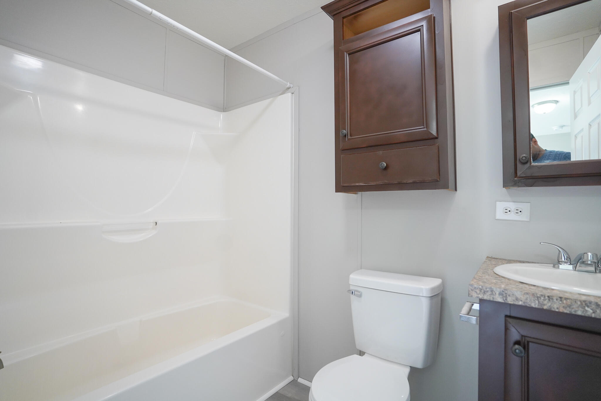 1906 Hawk Drive Kalamazoo MI 49008