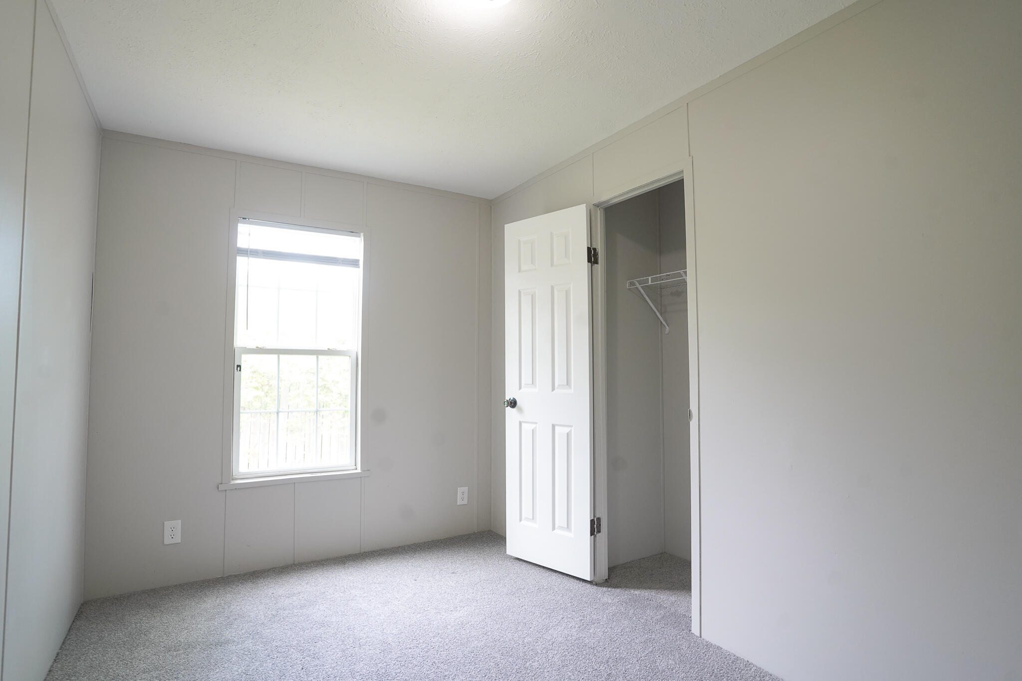 1906 Hawk Drive Kalamazoo MI 49008