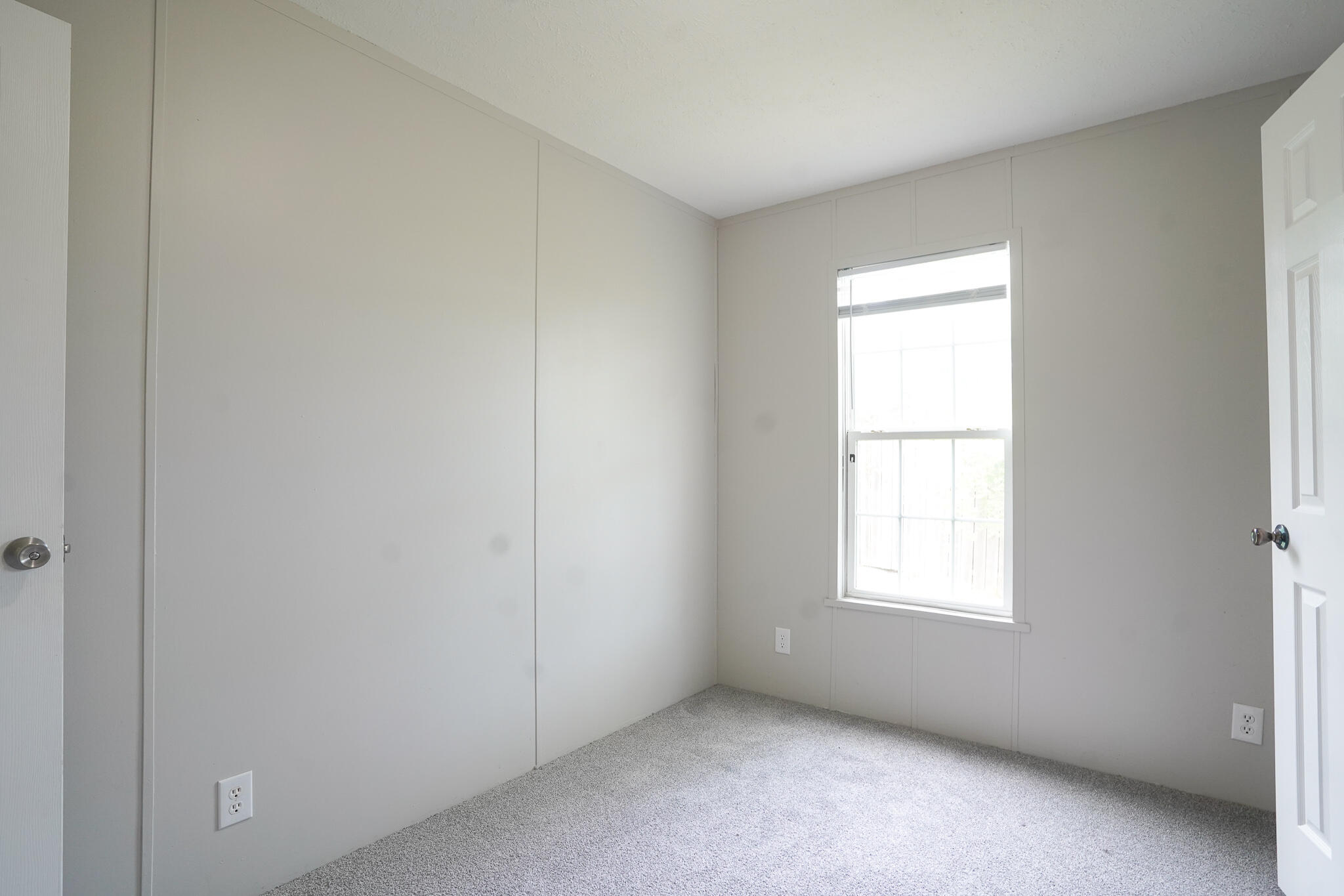 1906 Hawk Drive Kalamazoo MI 49008