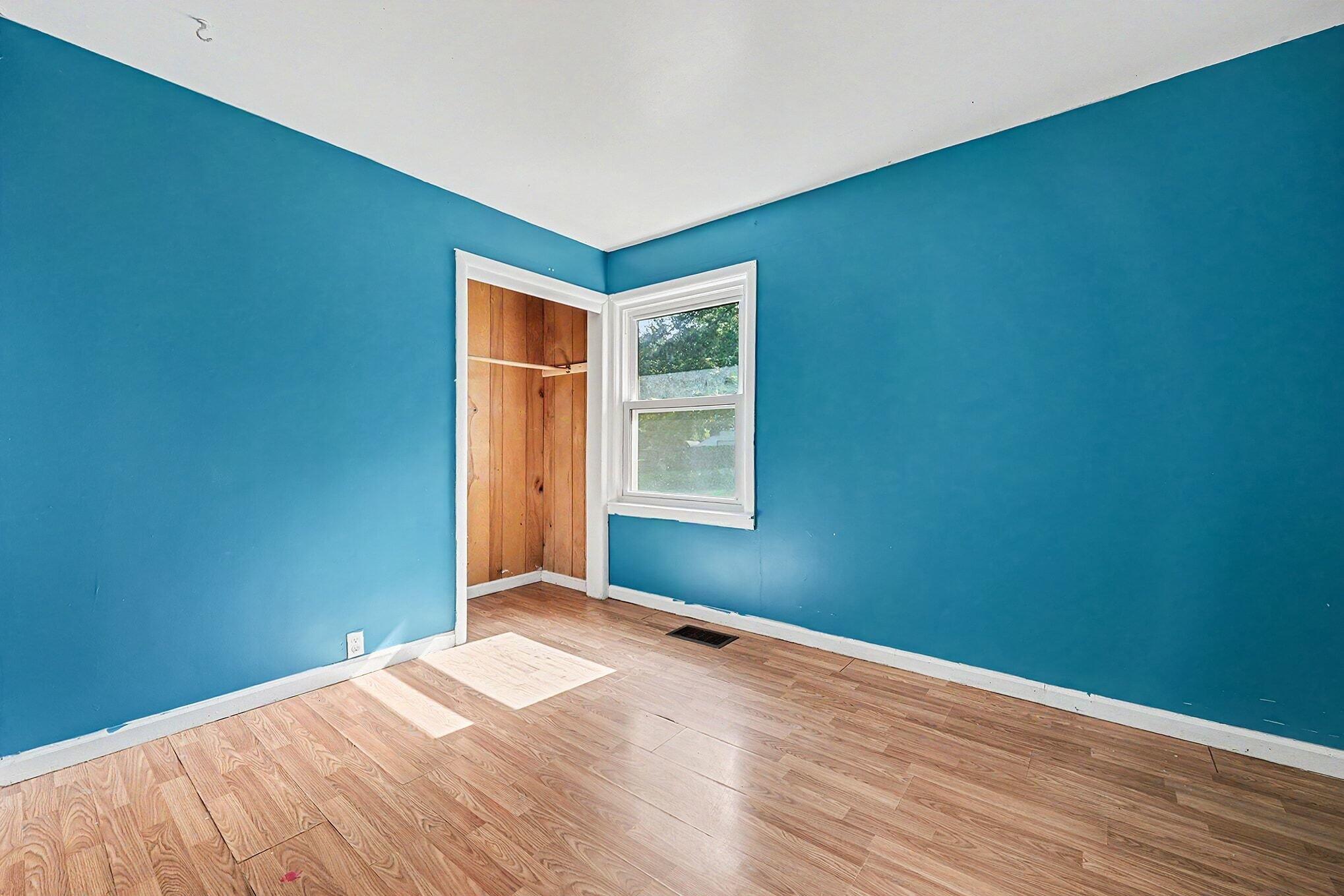 3346 Dean Lake Avenue NE Grand Rapids MI 49525