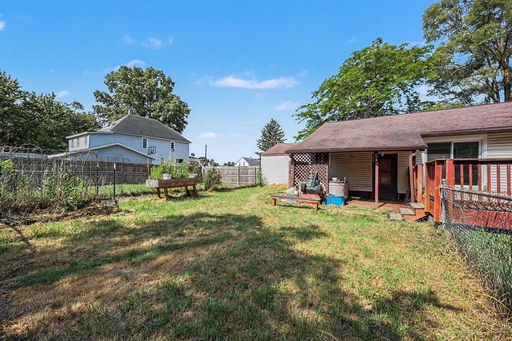 3346 Dean Lake Avenue NE Grand Rapids MI 49525