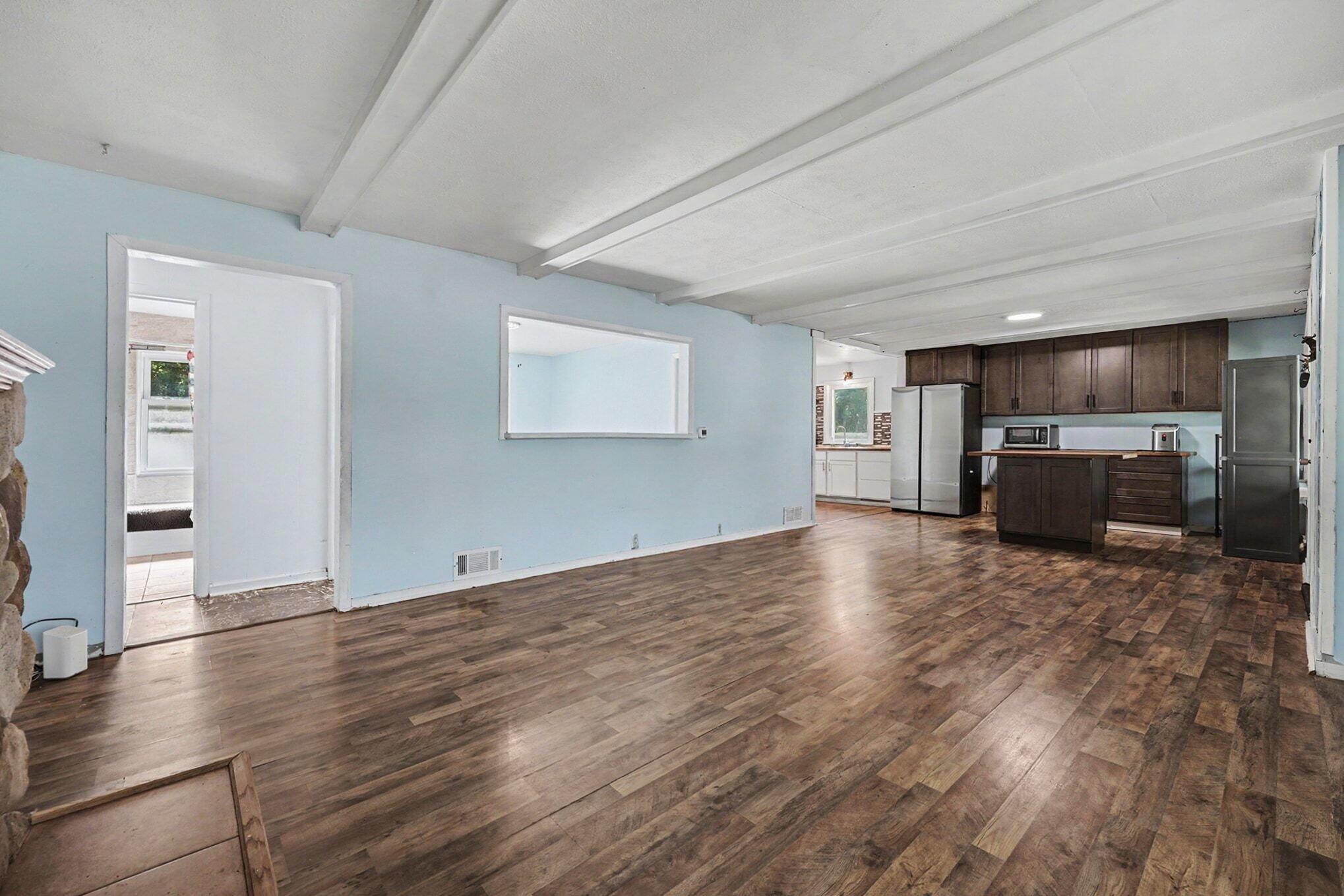3346 Dean Lake Avenue NE Grand Rapids MI 49525