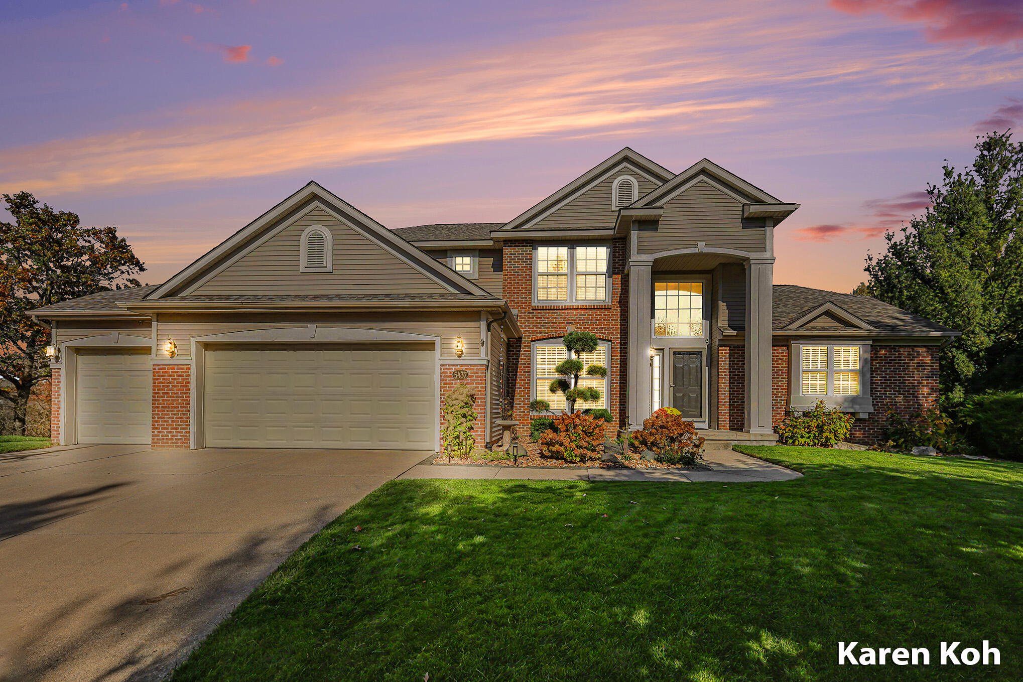 5437 Clemwood Court SE Ada MI 49301