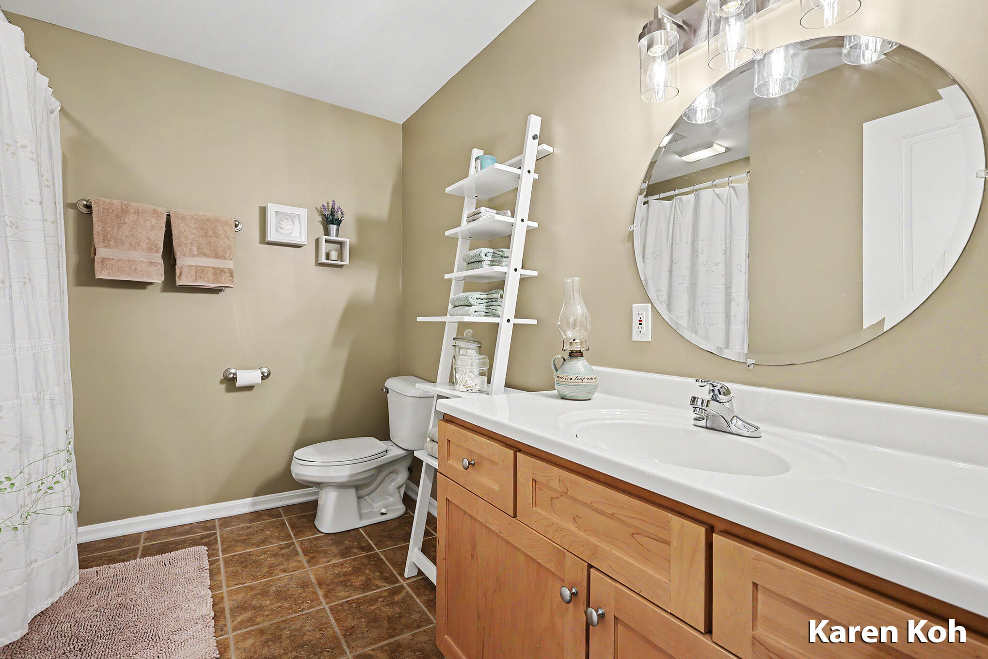 5437 Clemwood Court SE Ada MI 49301