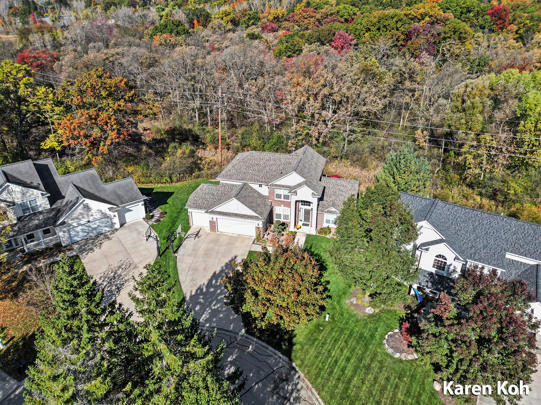 5437 Clemwood Court SE Ada MI 49301