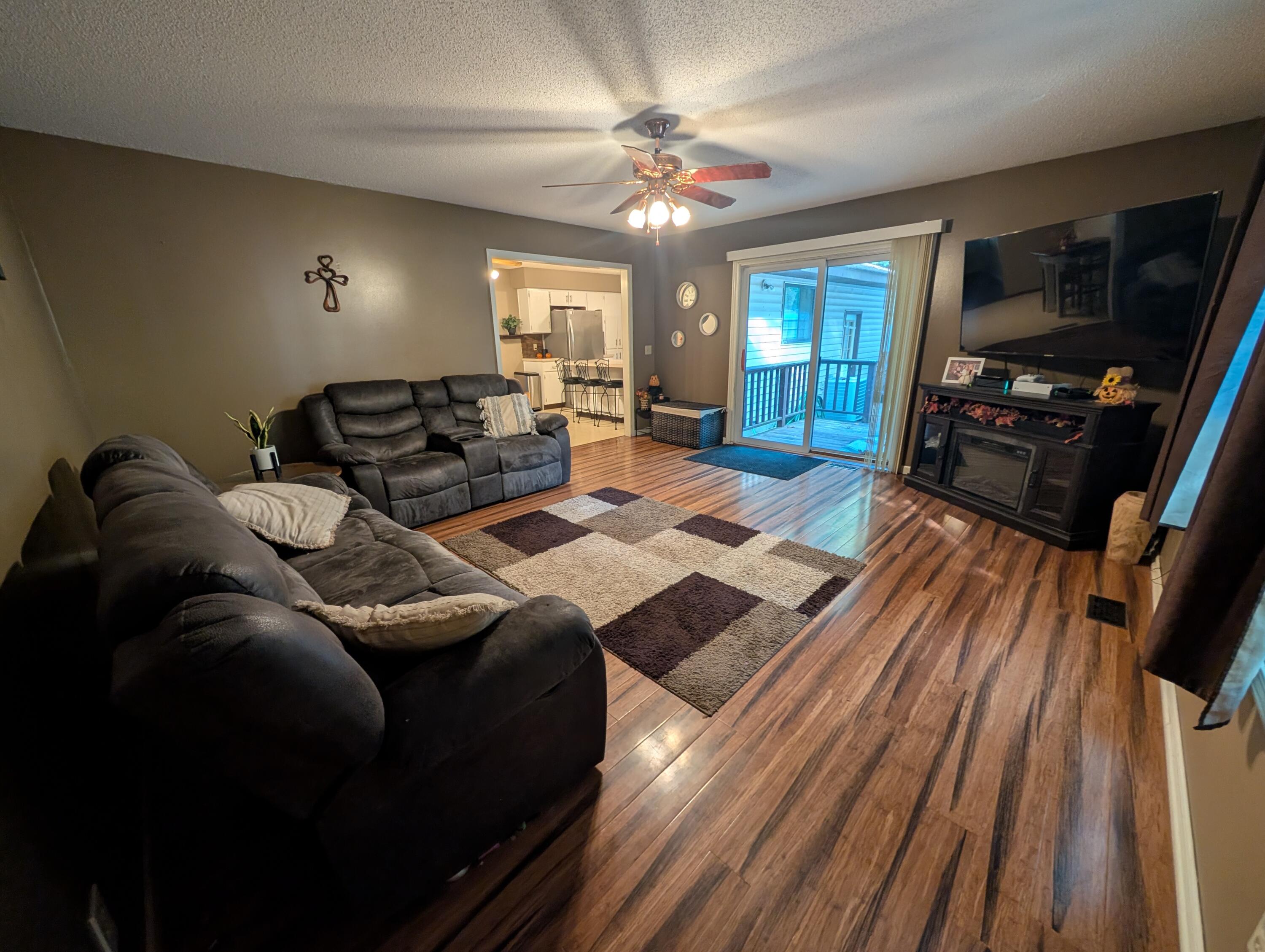 212 S Broton Road Muskegon MI 49442