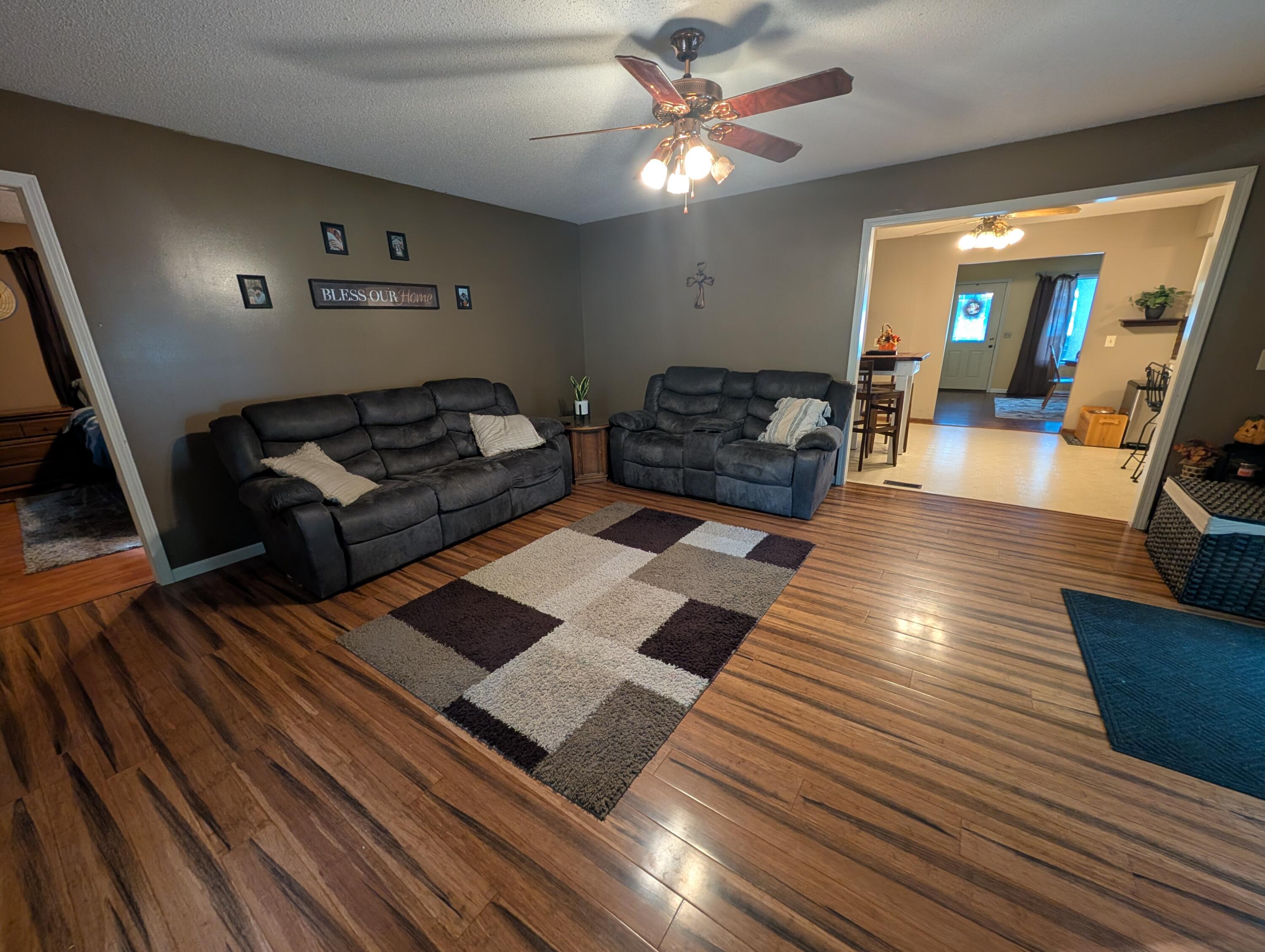 212 S Broton Road Muskegon MI 49442