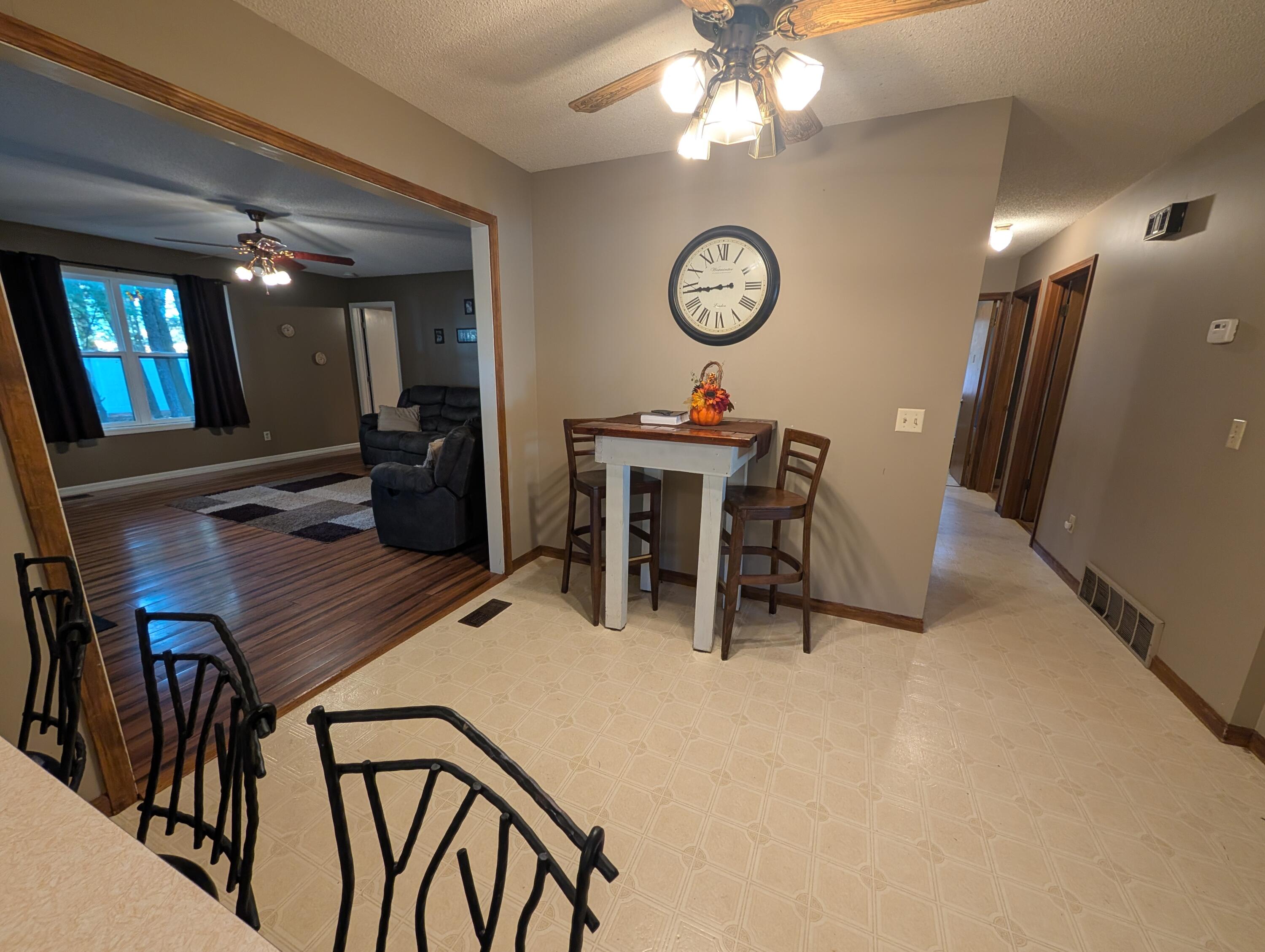 212 S Broton Road Muskegon MI 49442