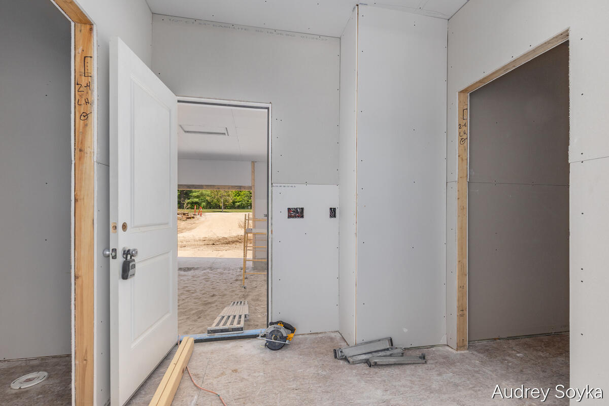8234 Cascade Road SE Ada MI 49301