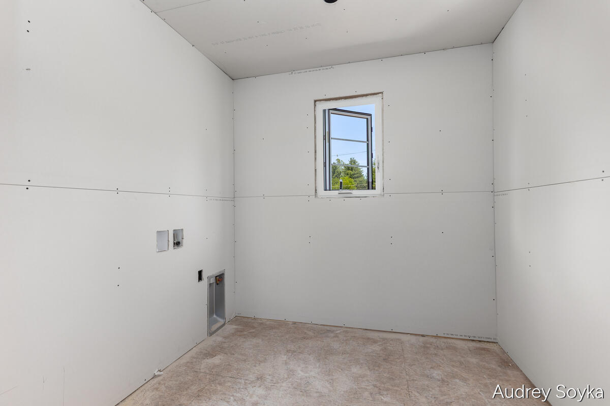 8234 Cascade Road SE Ada MI 49301