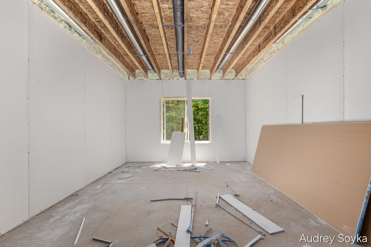 8234 Cascade Road SE Ada MI 49301