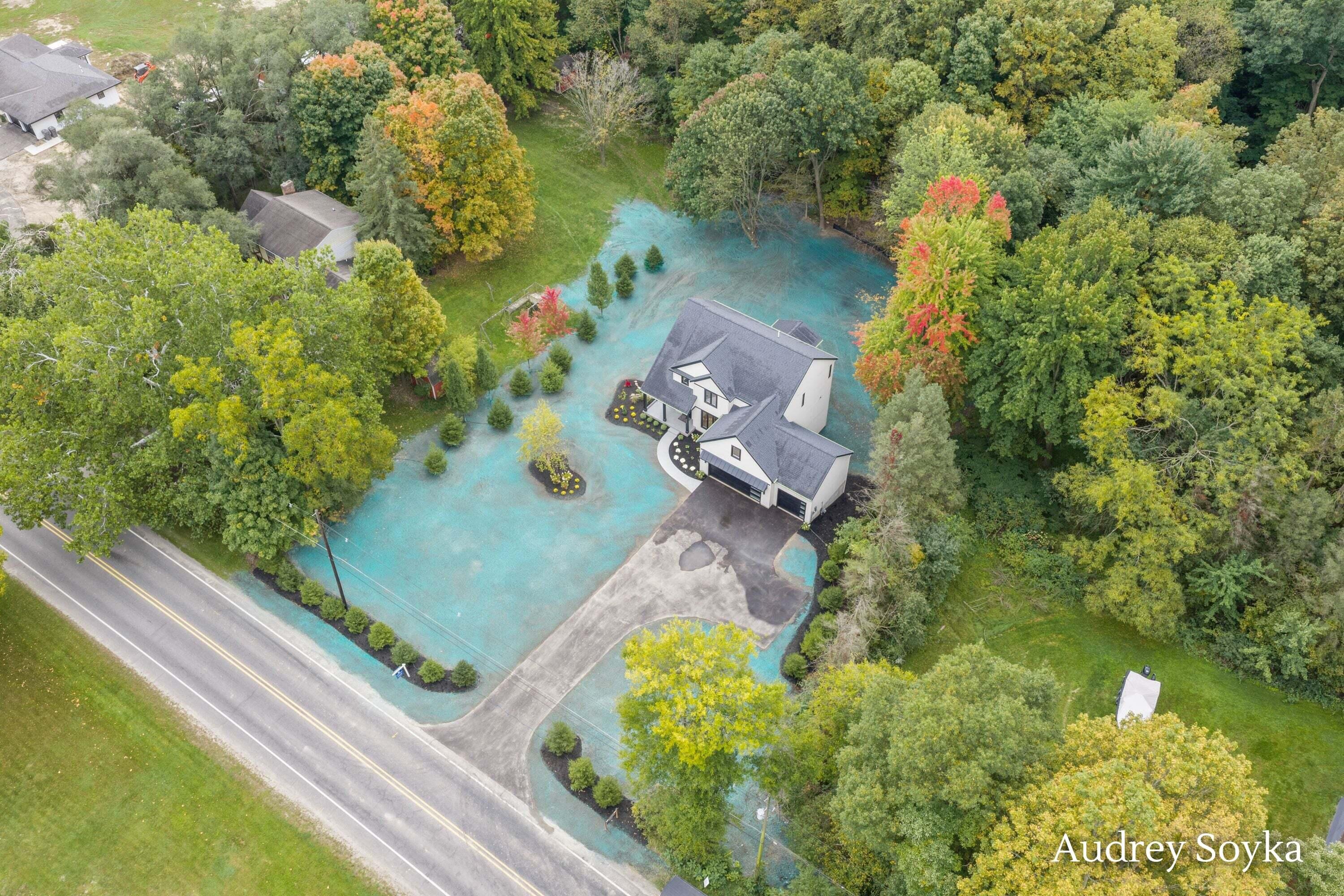 8234 Cascade Road SE Ada MI 49301