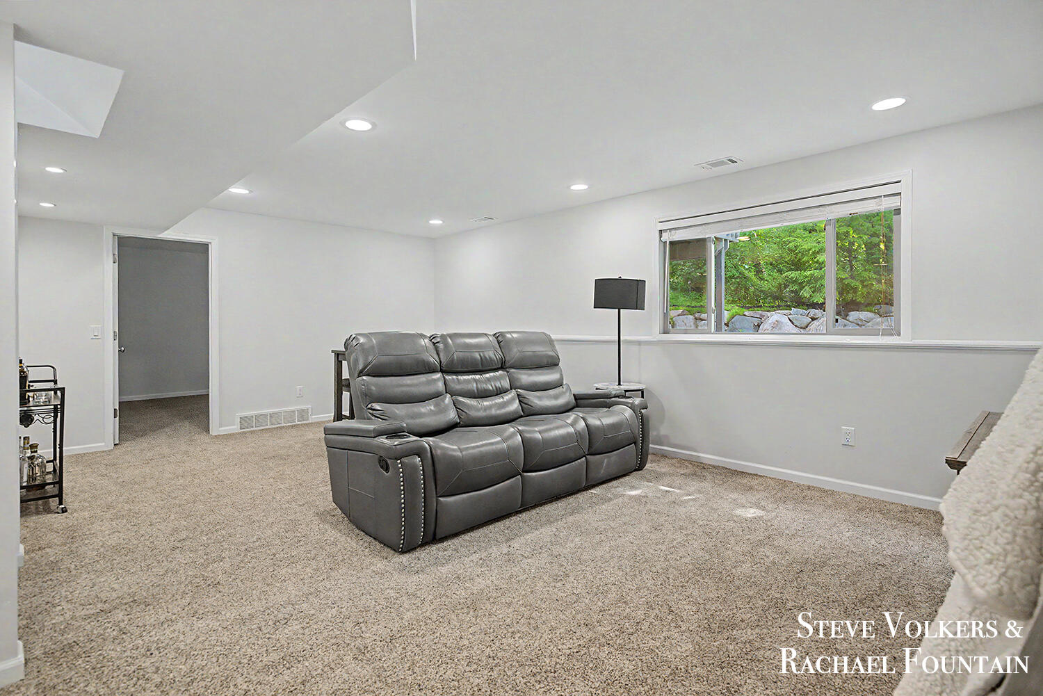 2006 Burton Knoll Court SE Grand Rapids MI 49546
