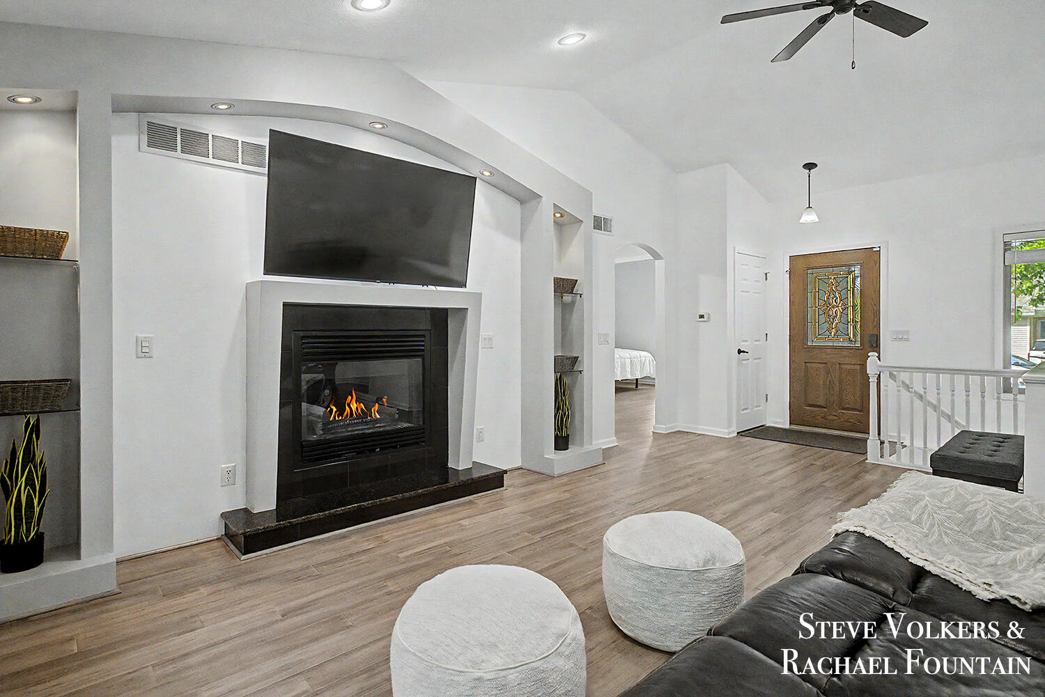2006 Burton Knoll Court SE Grand Rapids MI 49546