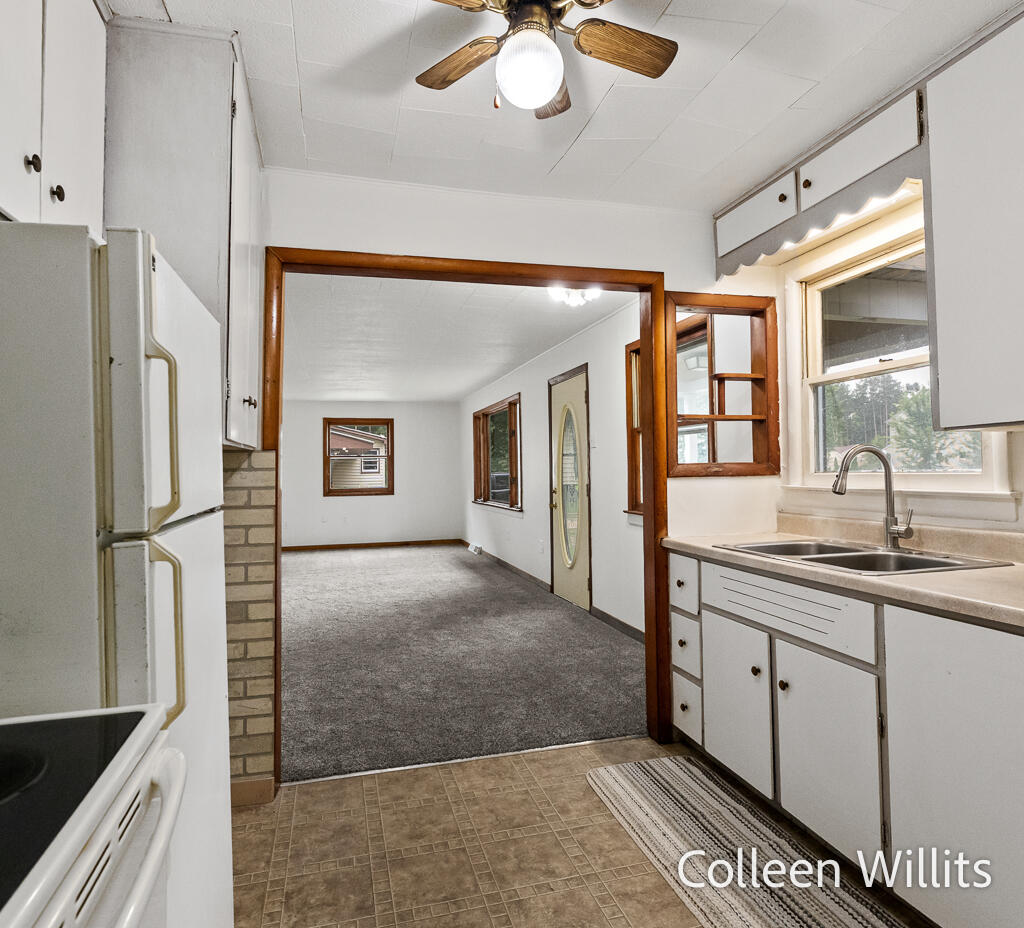 13070 144th Avenue Grand Haven MI 49417