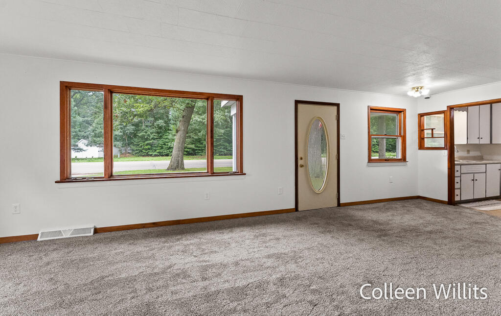 13070 144th Avenue Grand Haven MI 49417