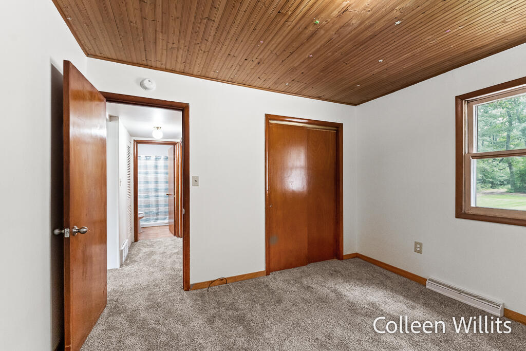 13070 144th Avenue Grand Haven MI 49417