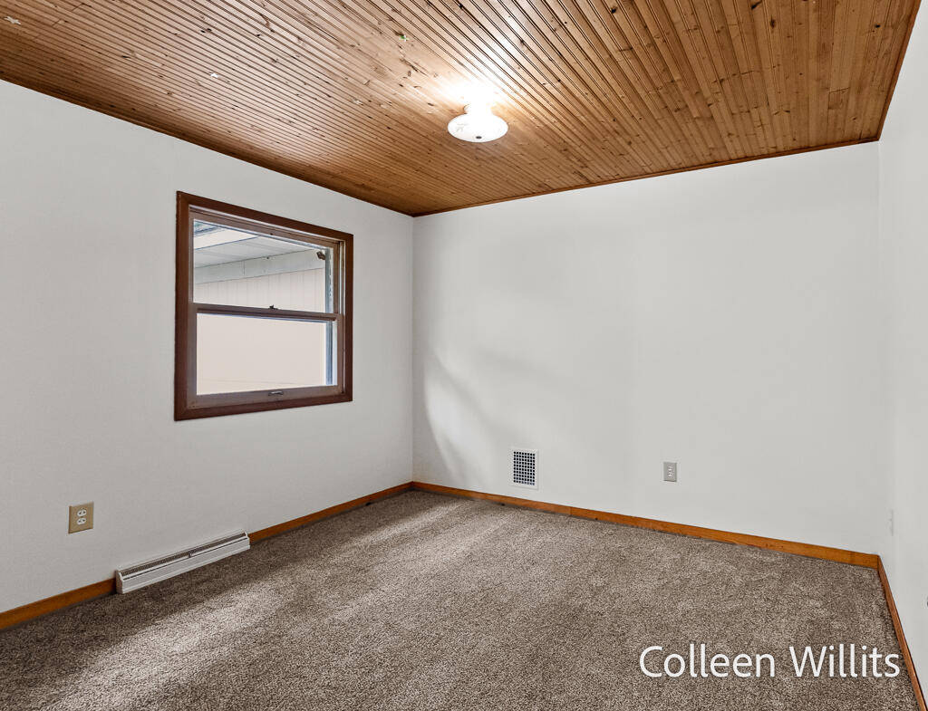 13070 144th Avenue Grand Haven MI 49417