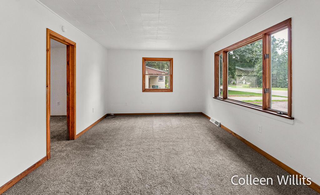 13070 144th Avenue Grand Haven MI 49417