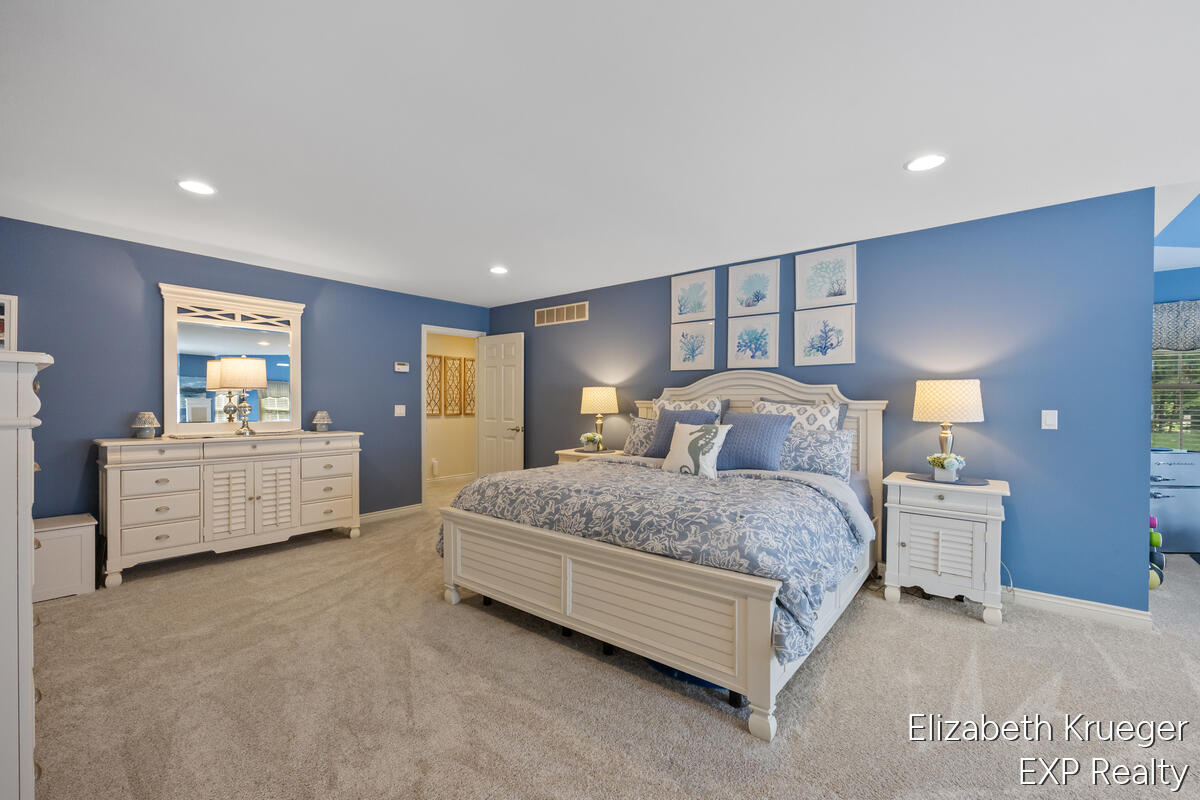 8350 Winterforest Drive NE Rockford MI 49341