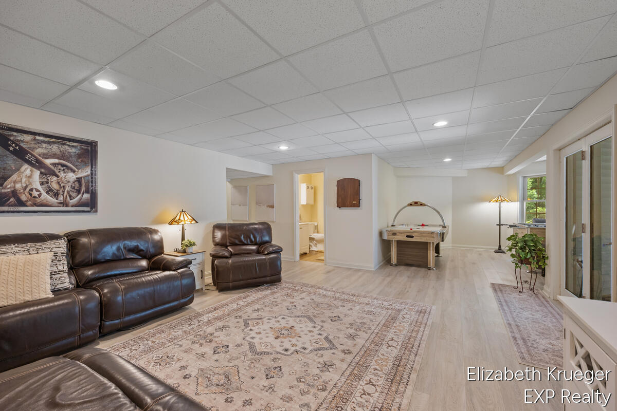 8350 Winterforest Drive NE Rockford MI 49341