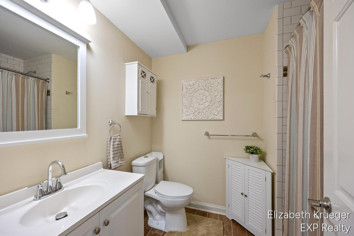 8350 Winterforest Drive NE Rockford MI 49341