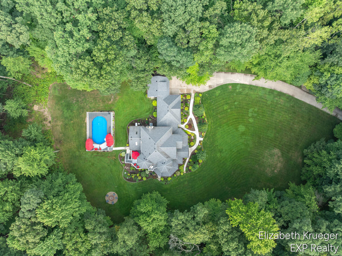 8350 Winterforest Drive NE Rockford MI 49341