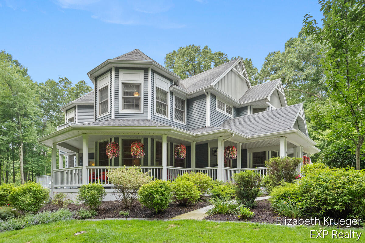 8350 Winterforest Drive NE Rockford MI 49341