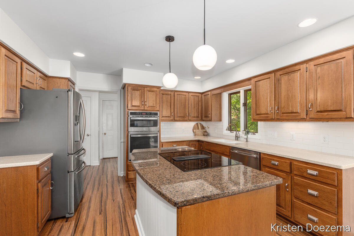 7716 Kirkwall Drive SE Ada MI 49301