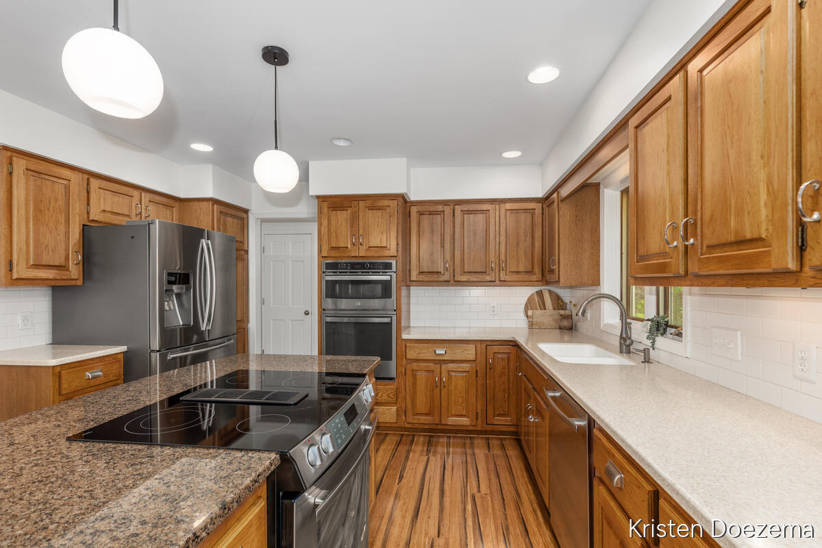 7716 Kirkwall Drive SE Ada MI 49301