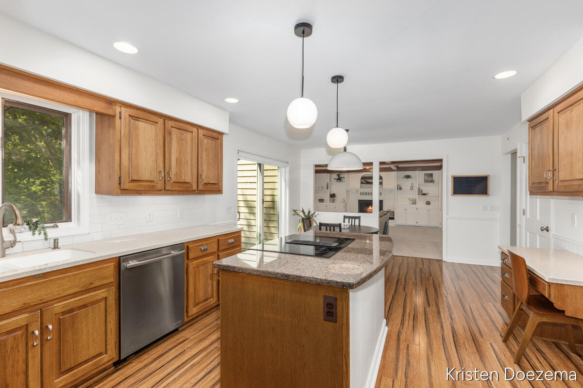 7716 Kirkwall Drive SE Ada MI 49301