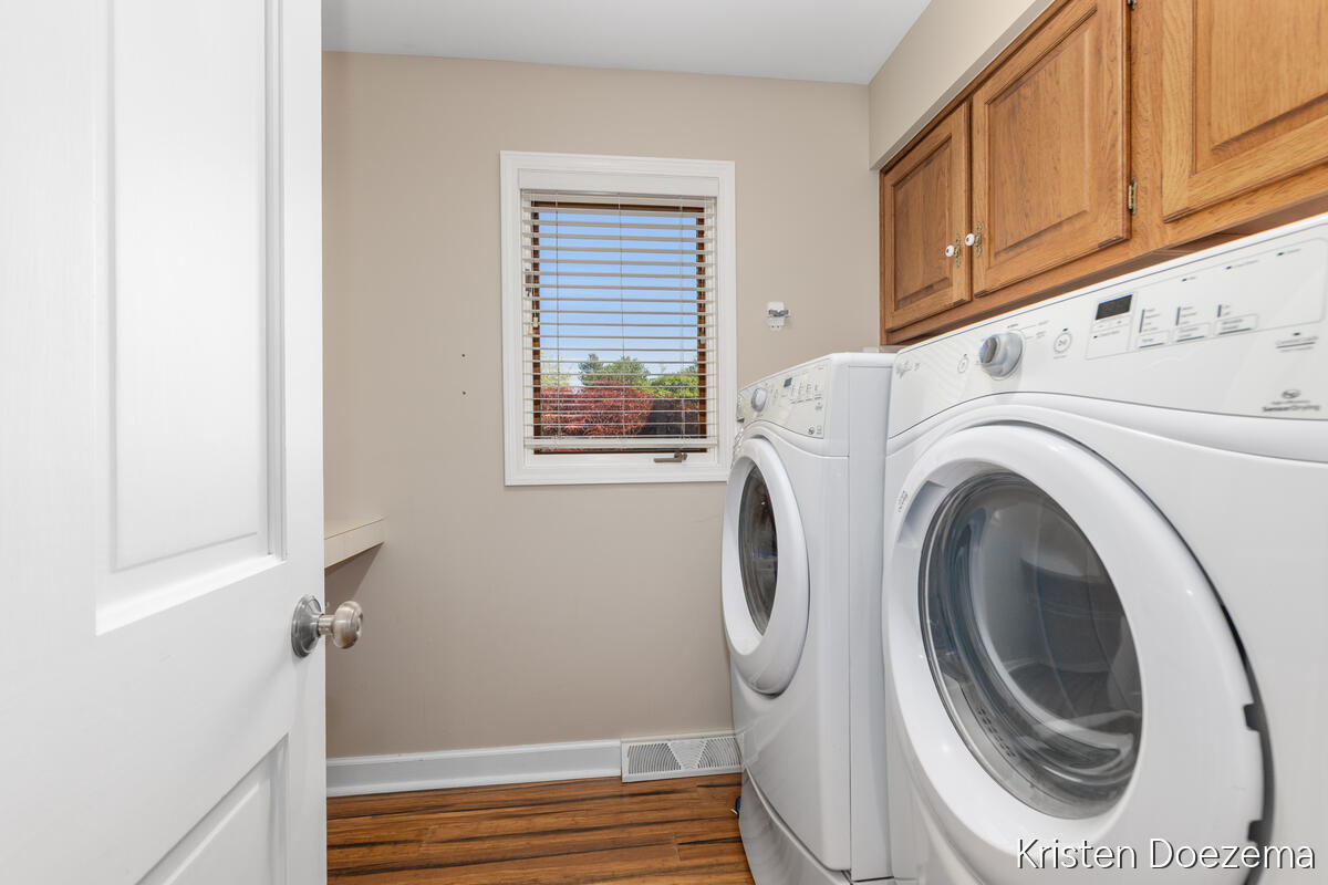 7716 Kirkwall Drive SE Ada MI 49301