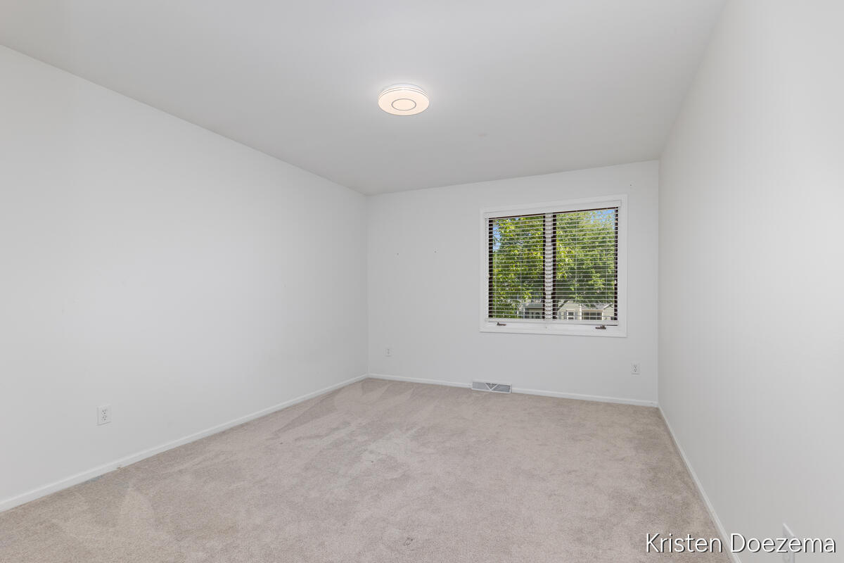 7716 Kirkwall Drive SE Ada MI 49301