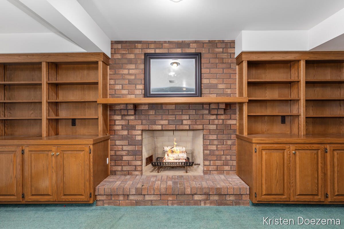 7716 Kirkwall Drive SE Ada MI 49301