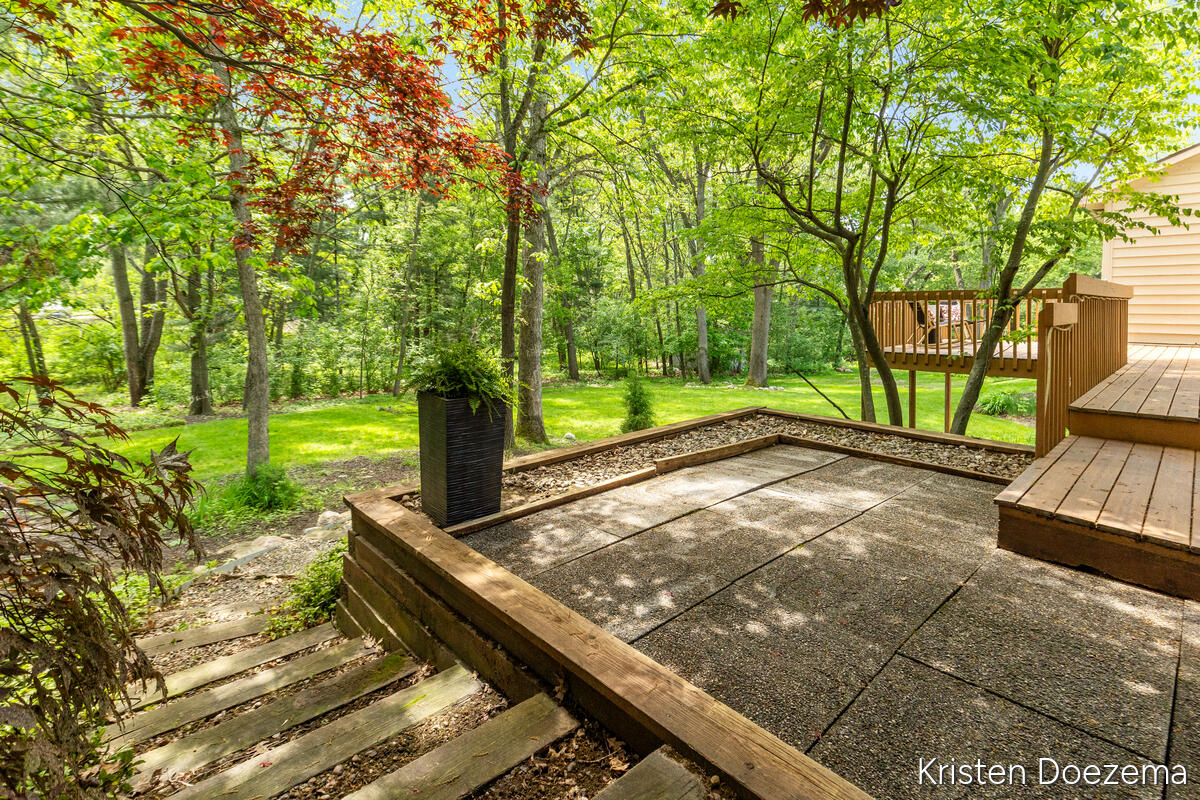 7716 Kirkwall Drive SE Ada MI 49301