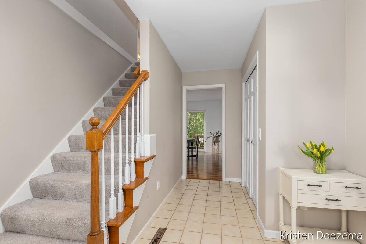 7716 Kirkwall Drive SE Ada MI 49301