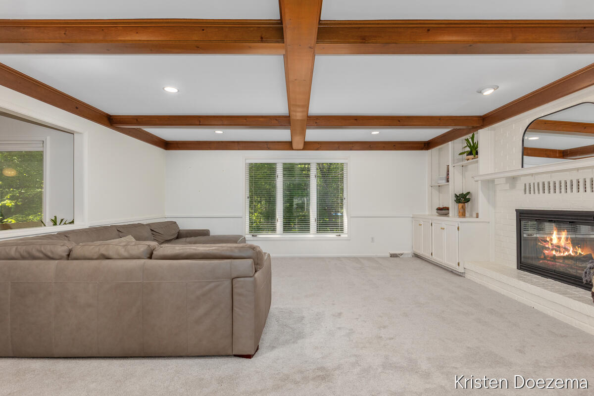 7716 Kirkwall Drive SE Ada MI 49301