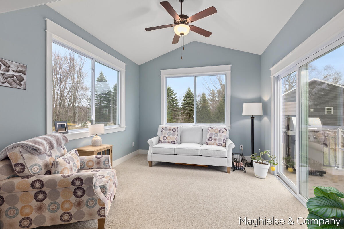 8374 Rose Ridge Drive Rockford MI 49341