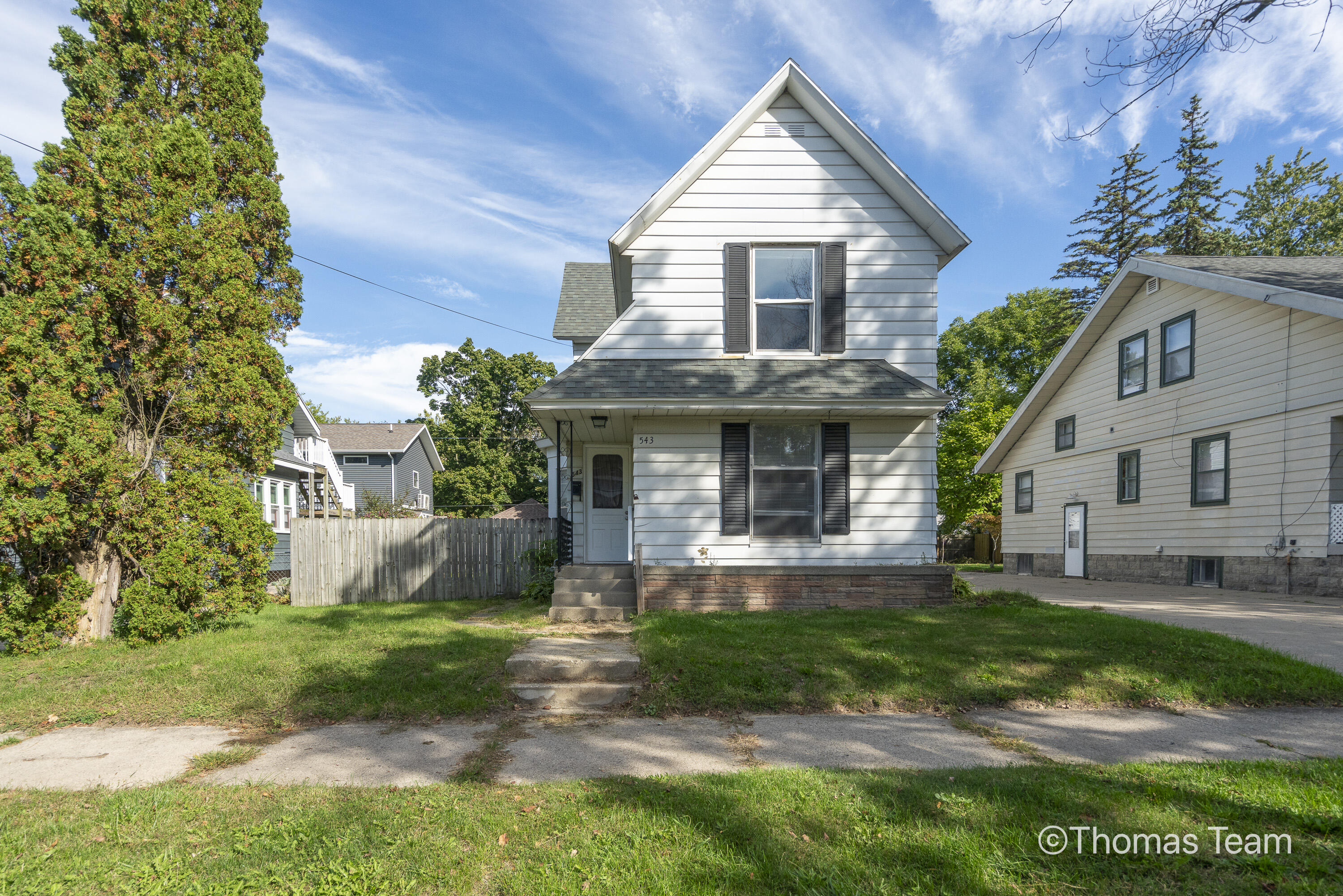 543 Shirley Street NE Grand Rapids MI 49503