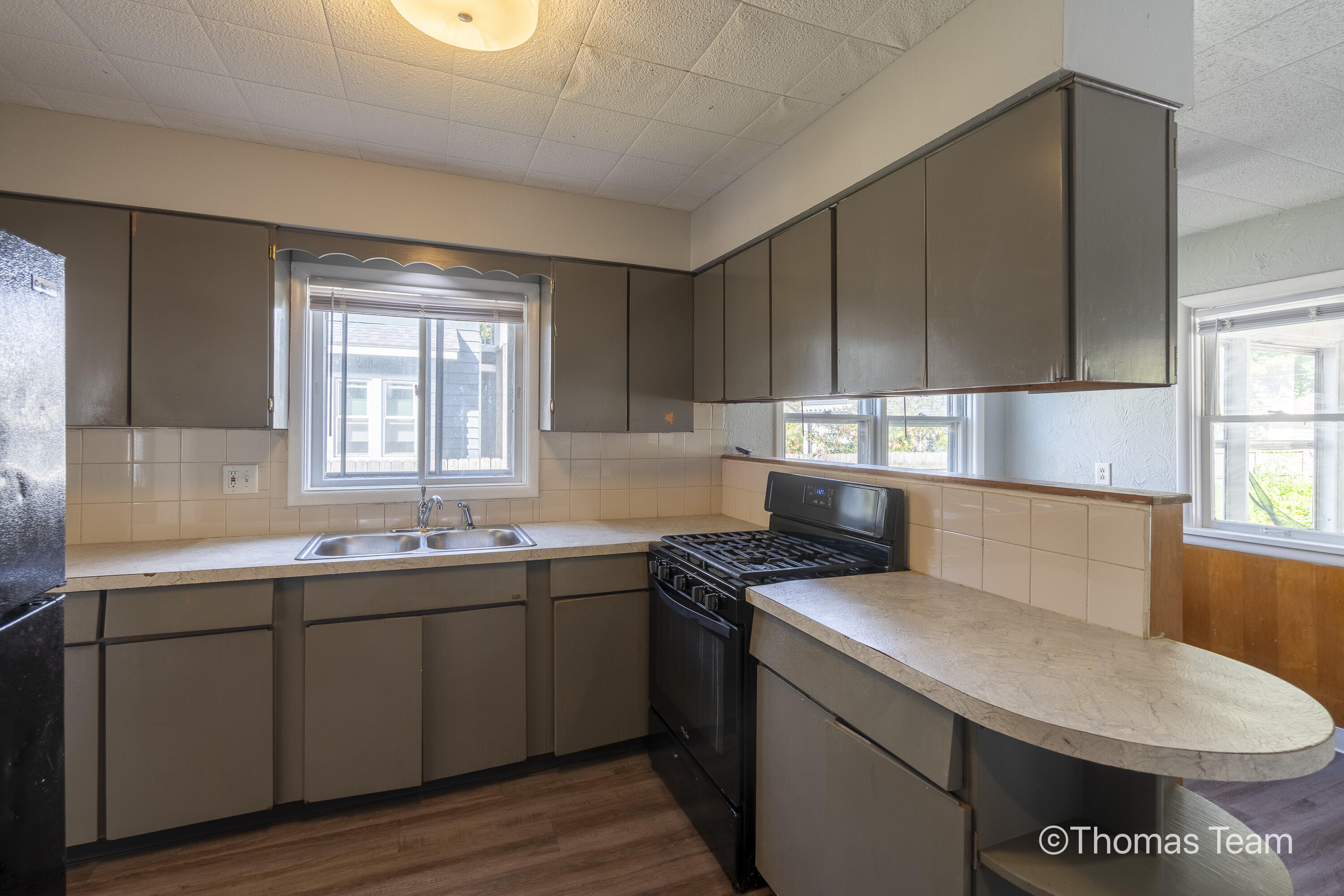 543 Shirley Street NE Grand Rapids MI 49503