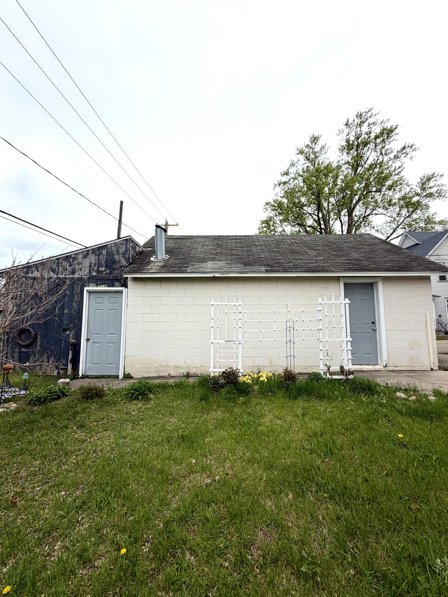 537 W Main Street Fennville MI 49408