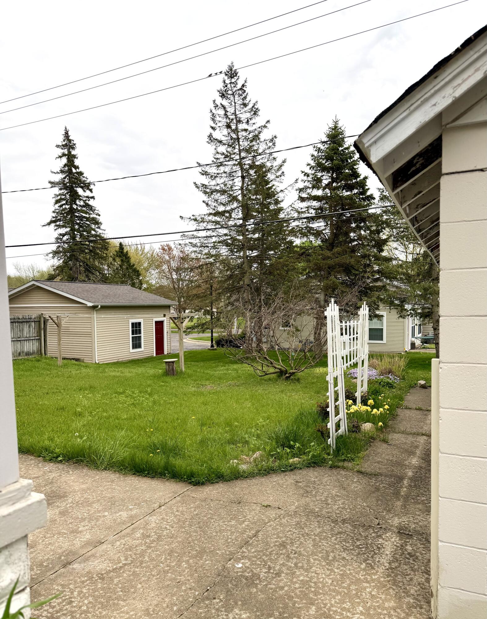 537 W Main Street Fennville MI 49408