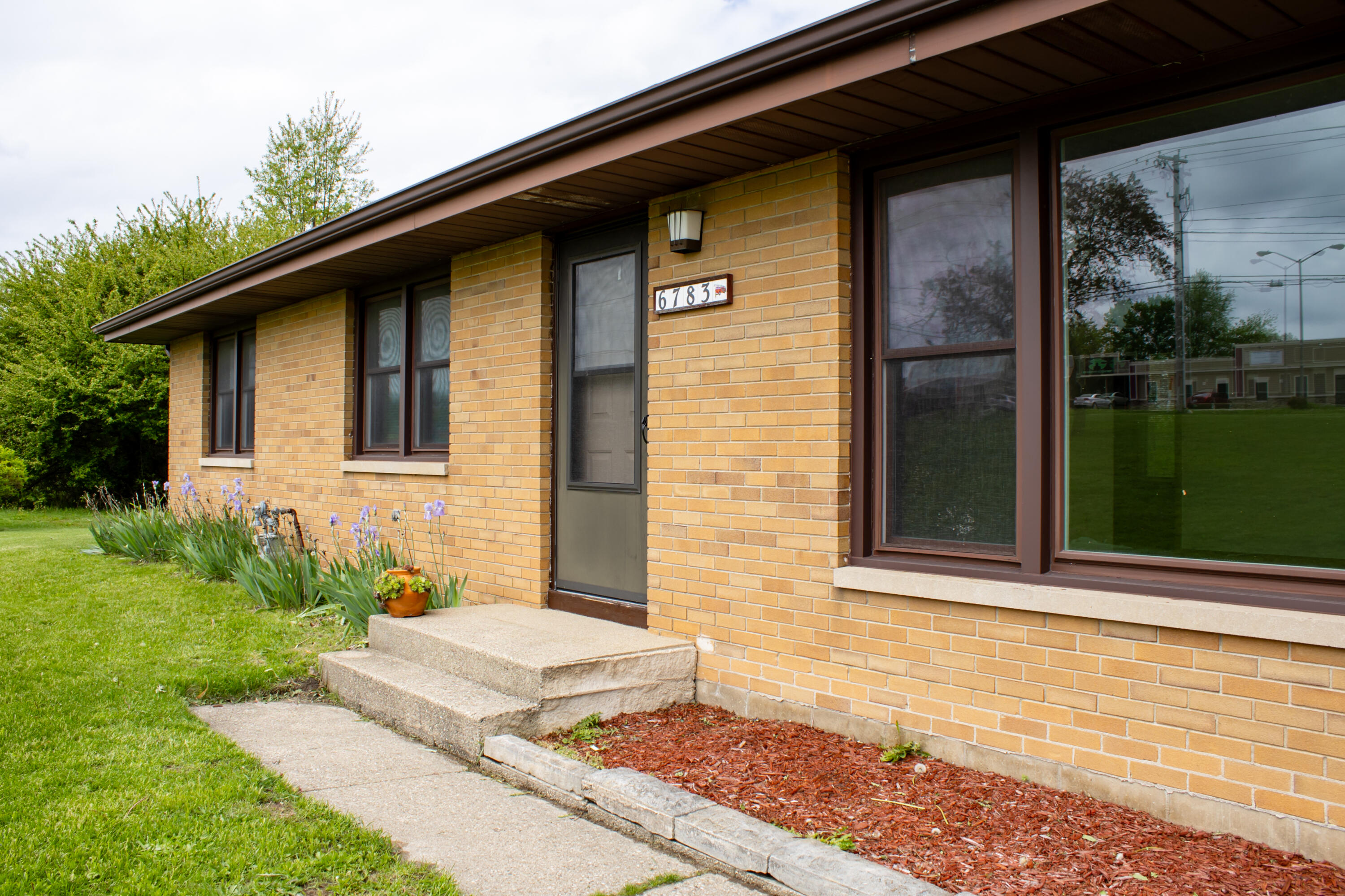 6783 Red Arrow Highway Coloma MI 49038