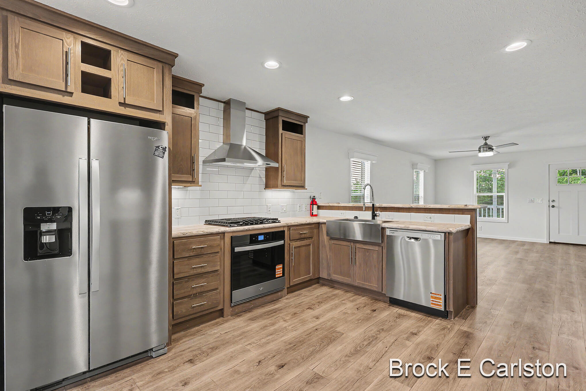 1283 E Ellis Road Norton Shores MI 49441