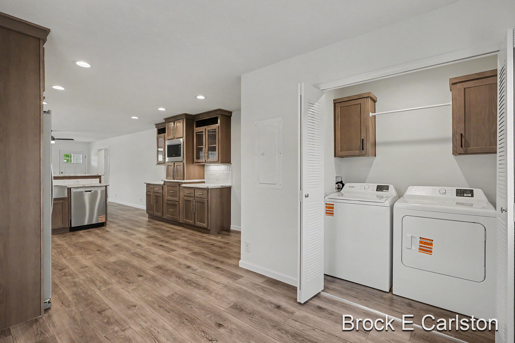 1283 E Ellis Road Norton Shores MI 49441