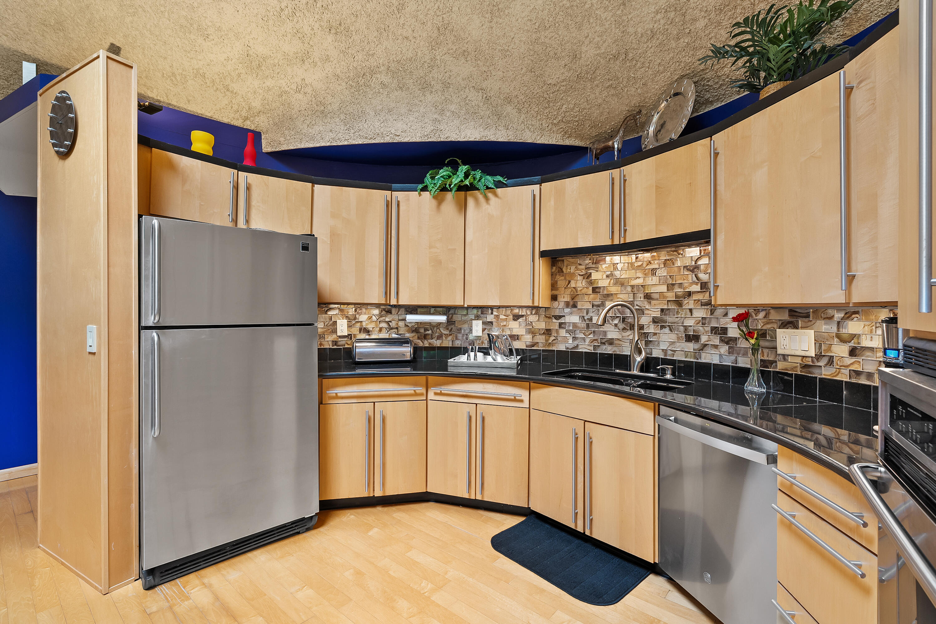 2755 N 9th Street Kalamazoo MI 49009