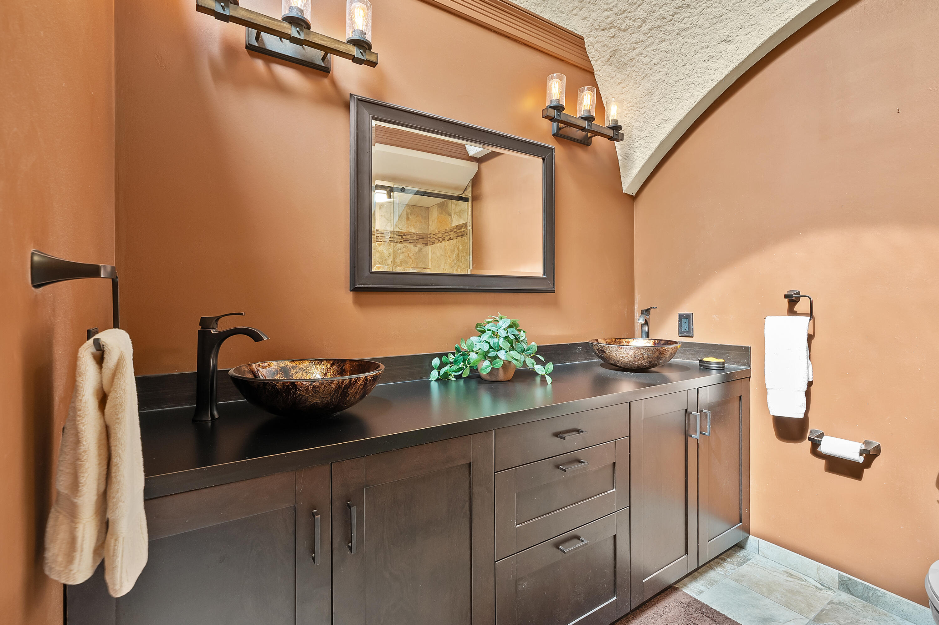 2755 N 9th Street Kalamazoo MI 49009