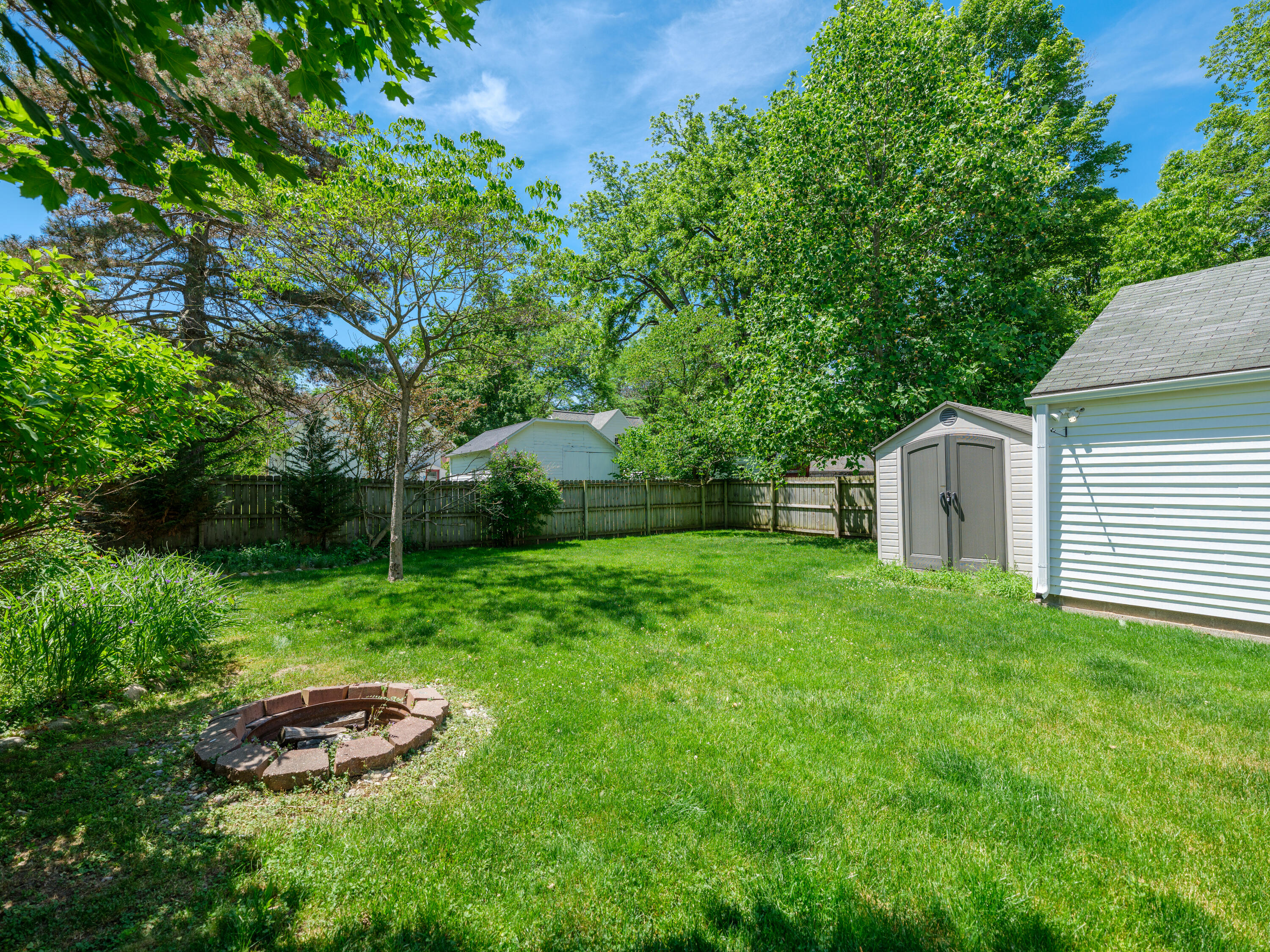 1322 Homecrest Avenue Kalamazoo MI 49001